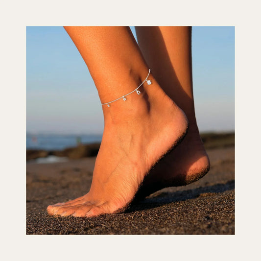 Tobillera_Lucky_Foto_uso - Coca Johnson Joyas - Chile