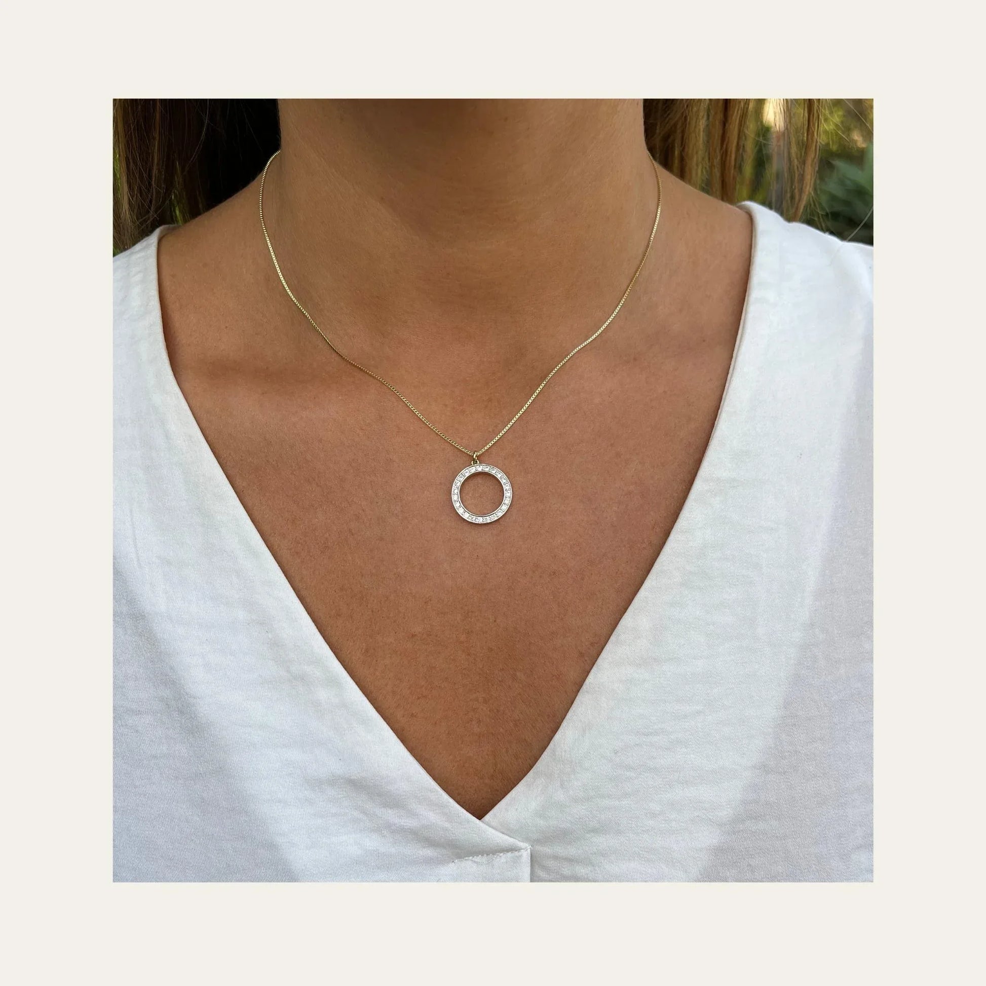 Collar Ana