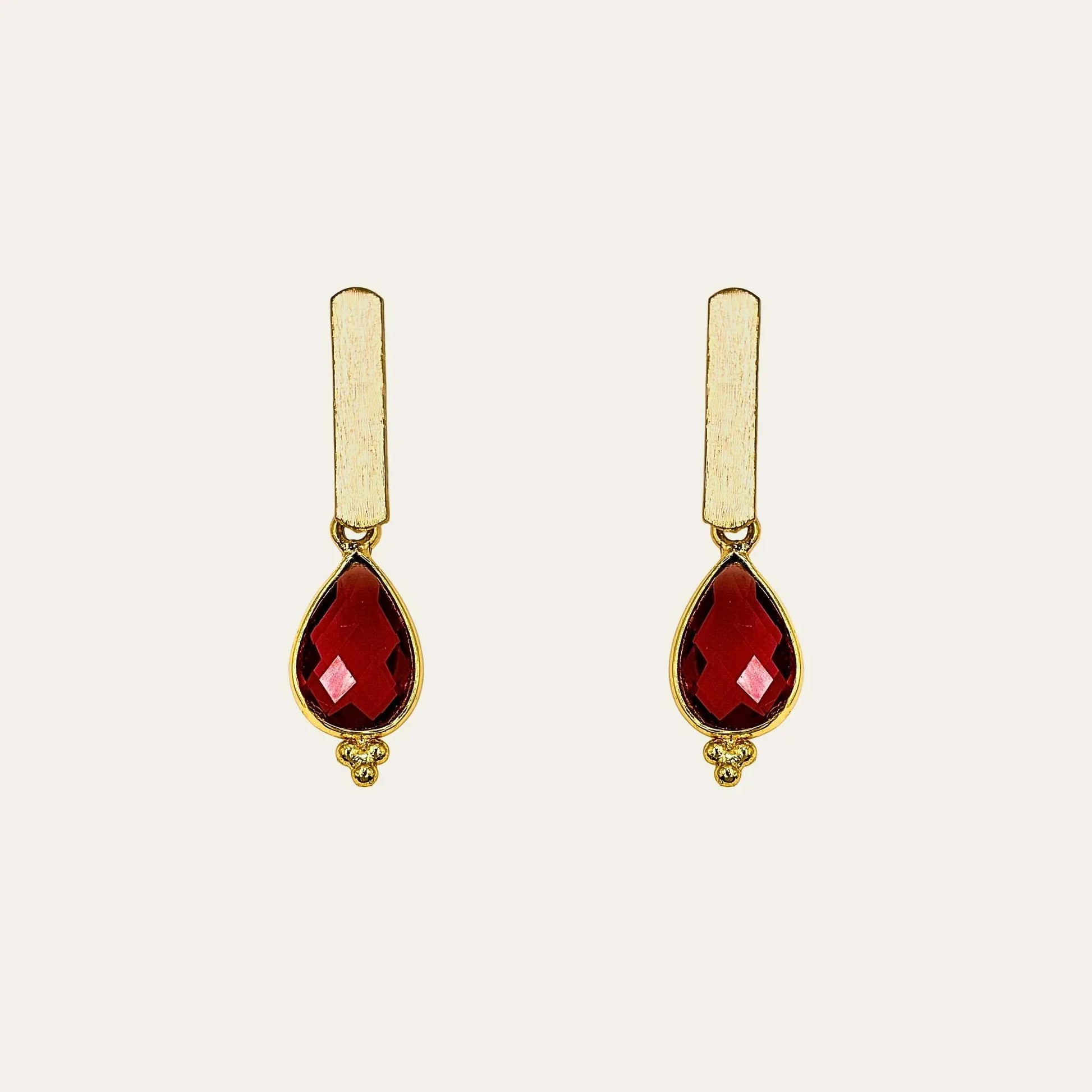 Aros_Golden_Drop_Rojo_Granate_foto_fondo_blanco - Coca Johnson Joyas - Chile