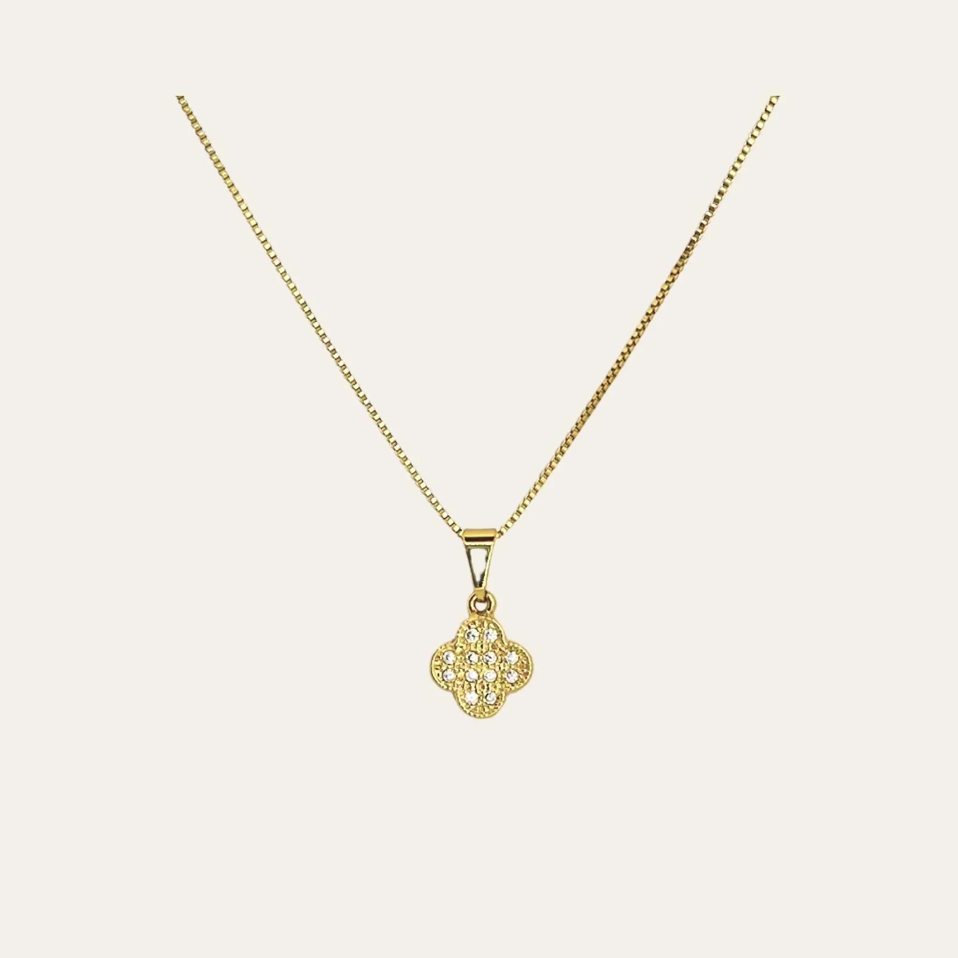 Collar Clover