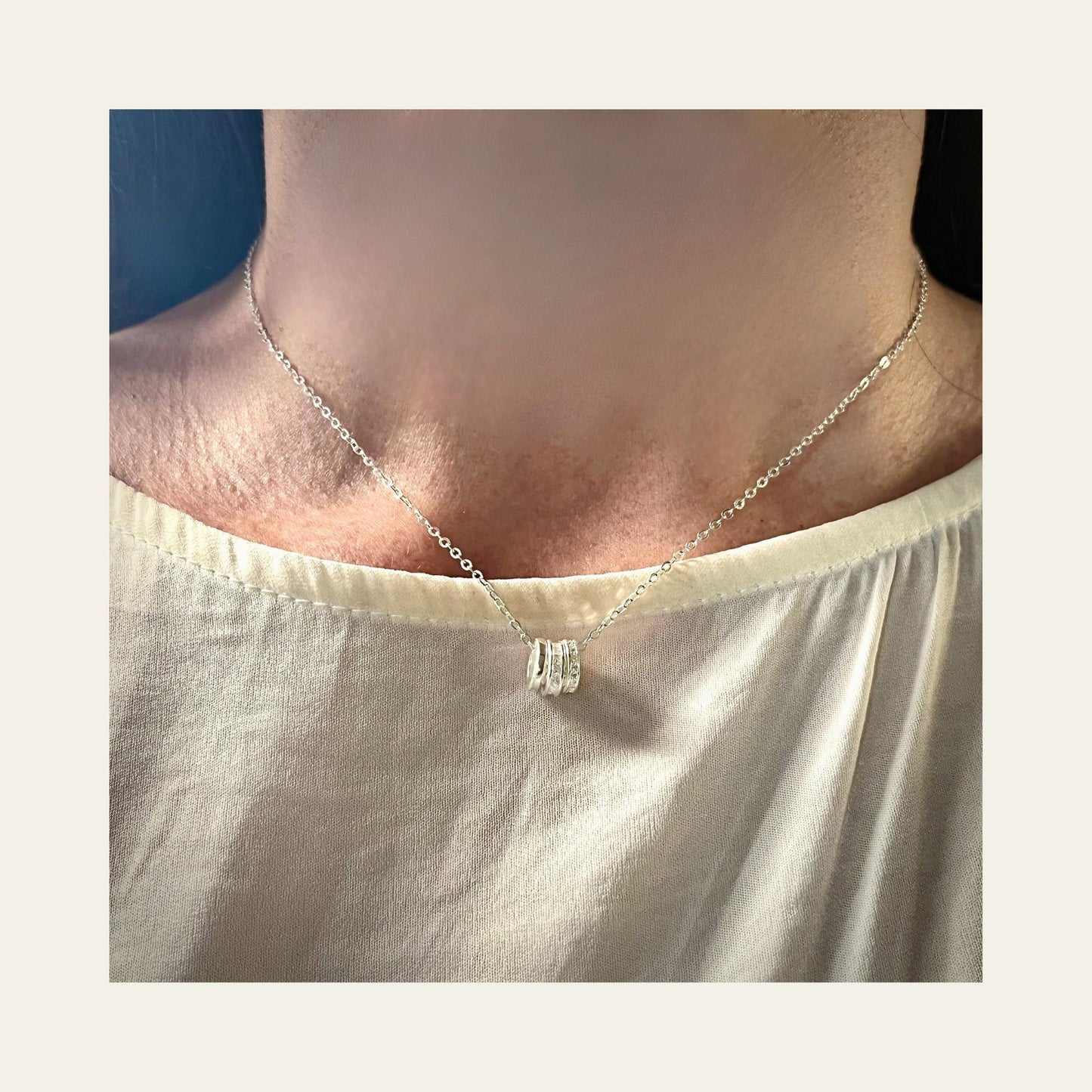 Collar_Silver_Rings_Uso_solo_zoom - Coca Johnson Joyas - Chile