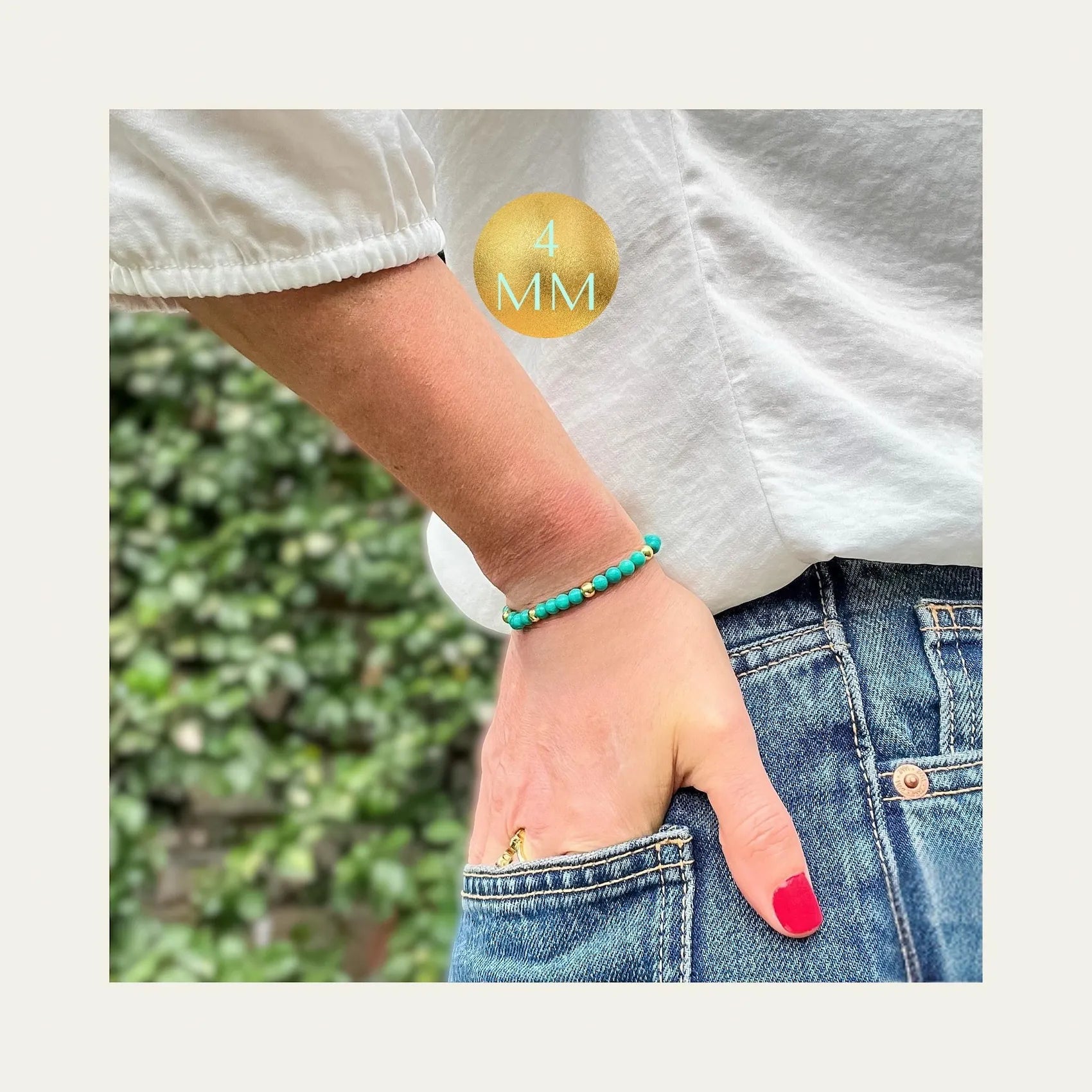 Pulsera de piedra natural turquesa verde y esferas enchapados en oro de 18 Kt, de 4 mms - Coca Johnson Joyas - Chile